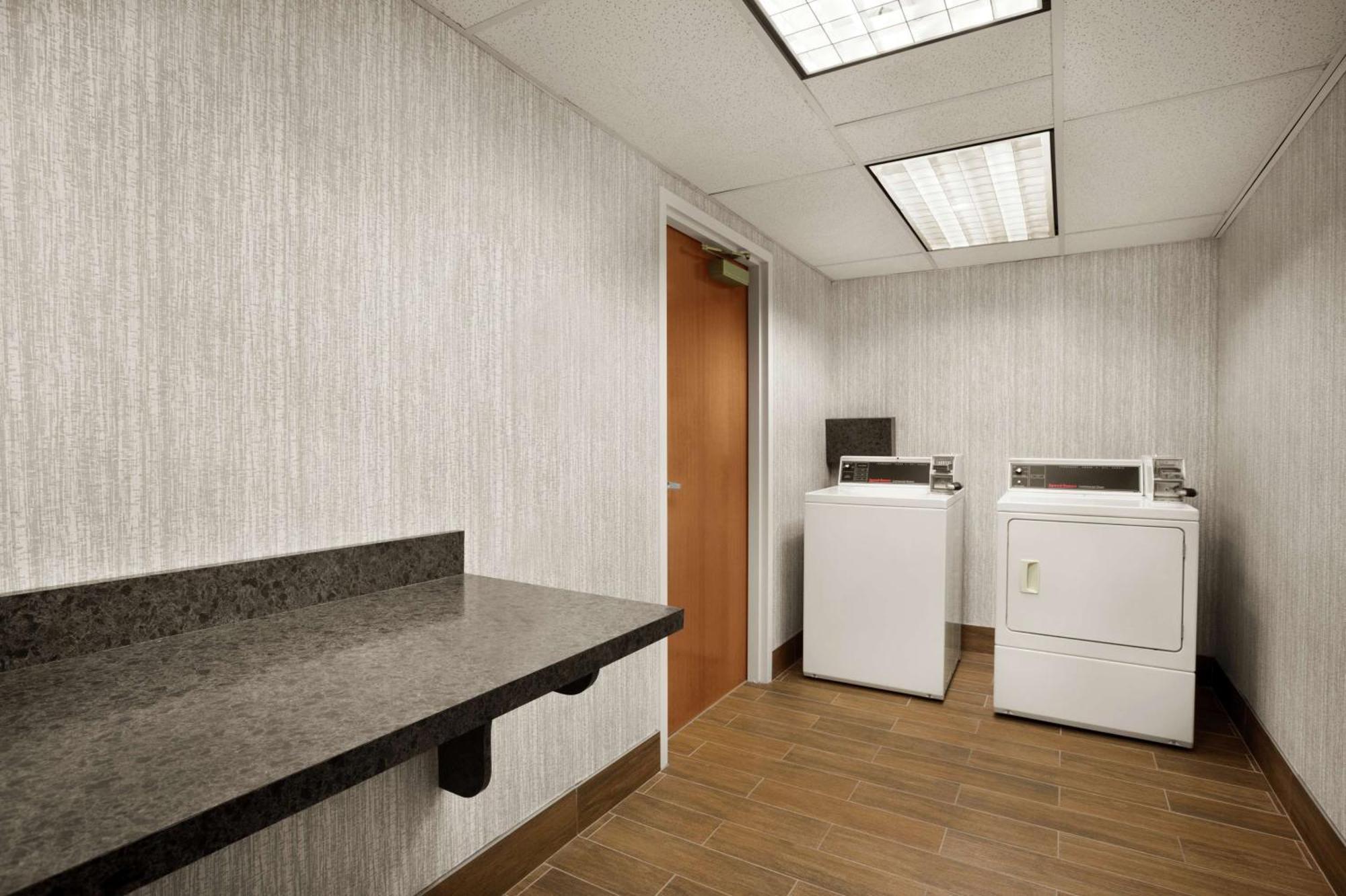 Hampton Inn Richmond/Ashland Eksteriør billede